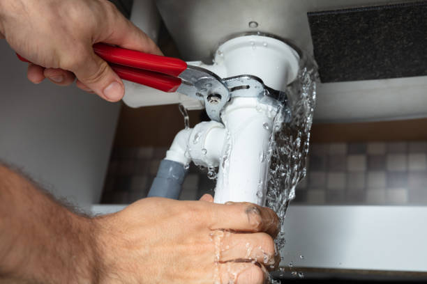 Best Water damage restoration specialists  in Derby, KS